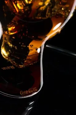 Riedel O Coca-Cola To Go -Rödvinsglas Affär riedel o coca cola glas full bakgrund